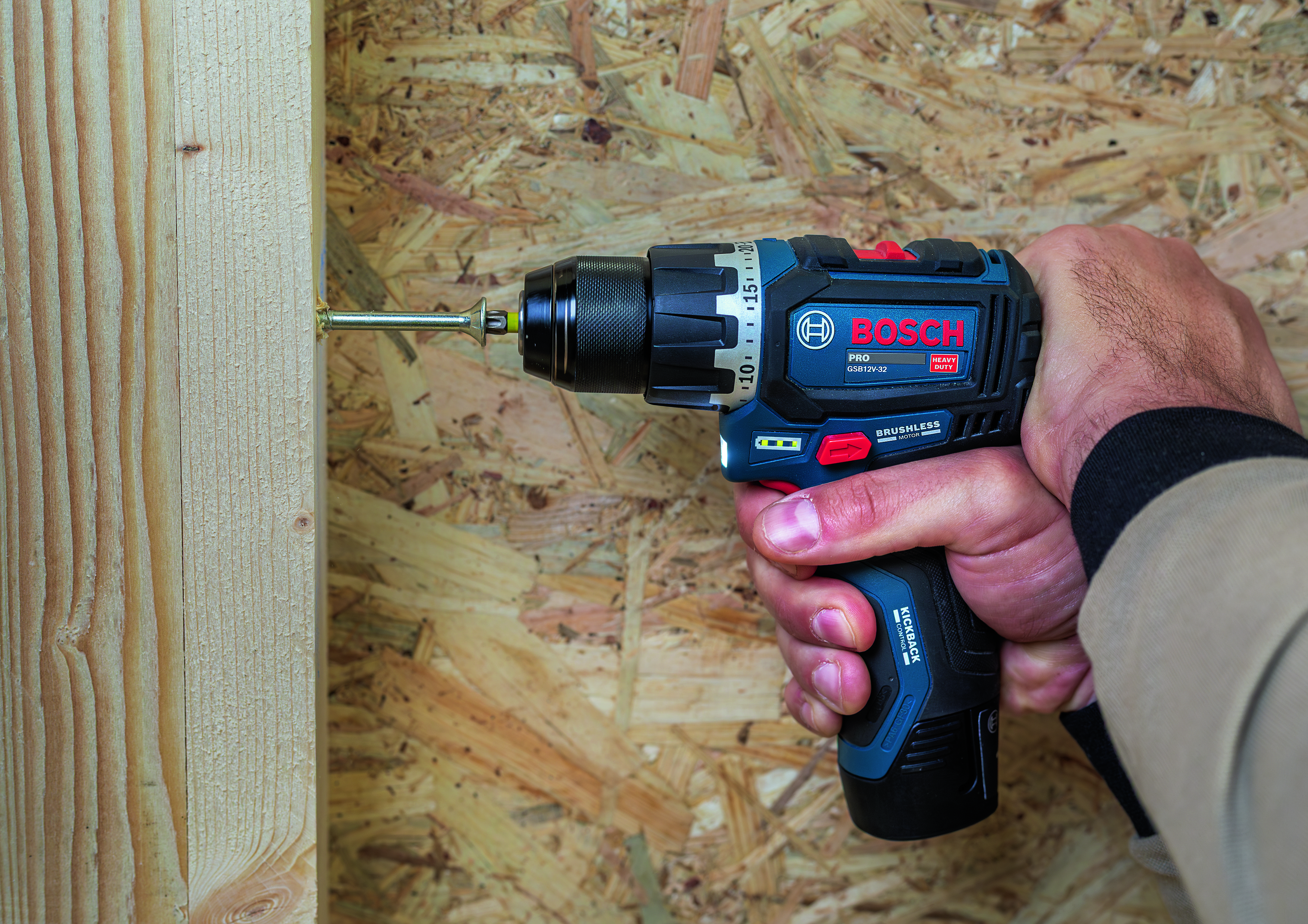 Akkuiskuporakone Bosch PRO GSB12V-32 2x2Ah L-Boxx