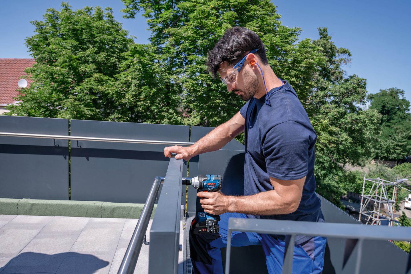 Akkuiskumutterinväännin Bosch PRO GDS18V-330H 2x4Ah EXBA L-Boxx