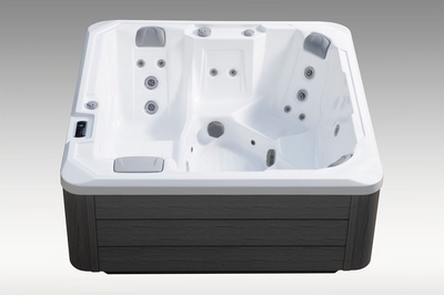 Ulkoporeallas Viva Spa Idun