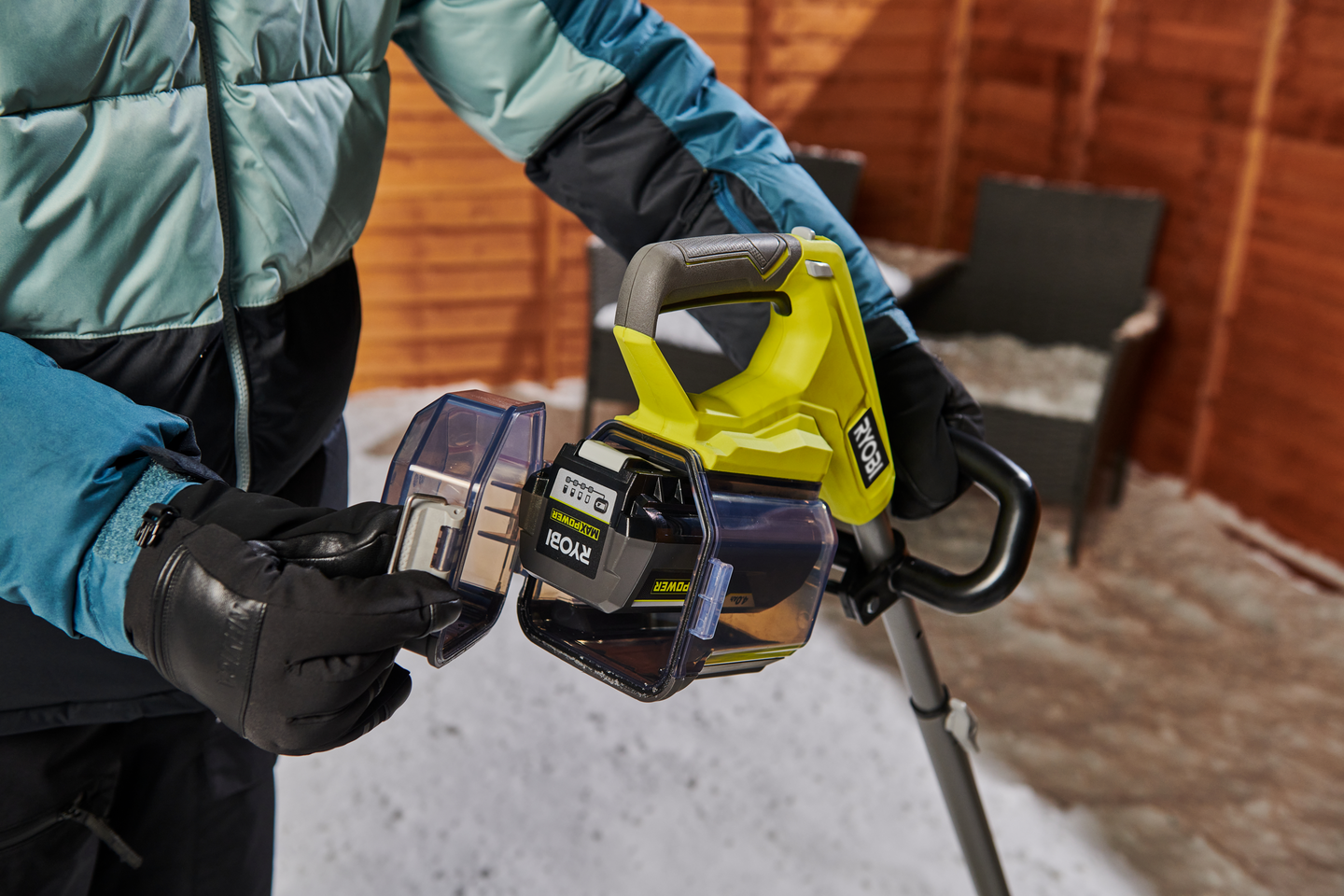 Akkulumilapio Ryobi RY36ST30B-0 36V Max Power runko