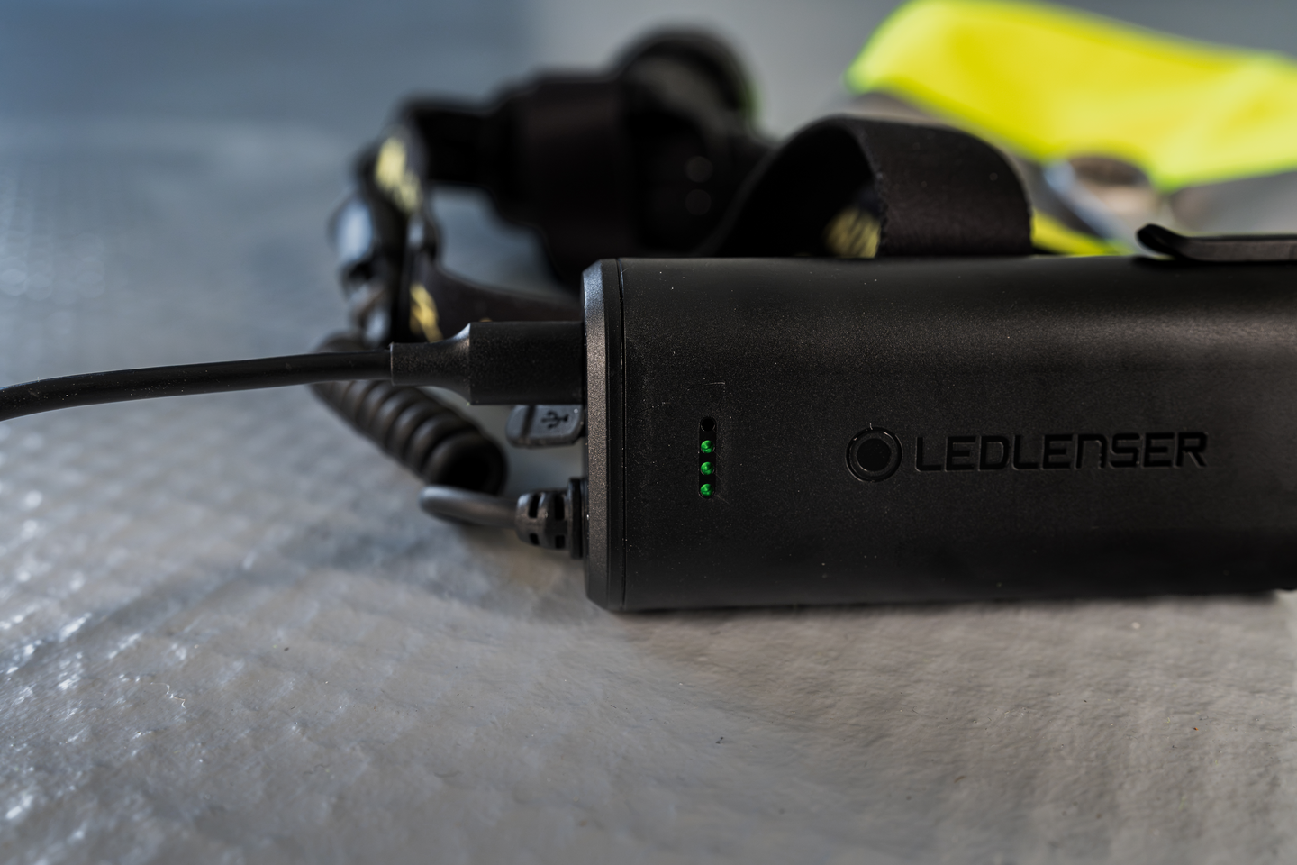 Otsavalaisin Ledlenser H15R Pro ladattava 3000lm keltainen
