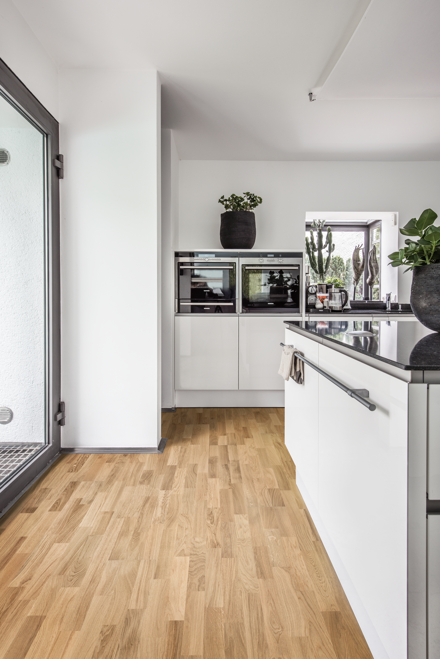 Parketti Kährs tammi dawn 3s ultramattalakattu 2423x200x15mm