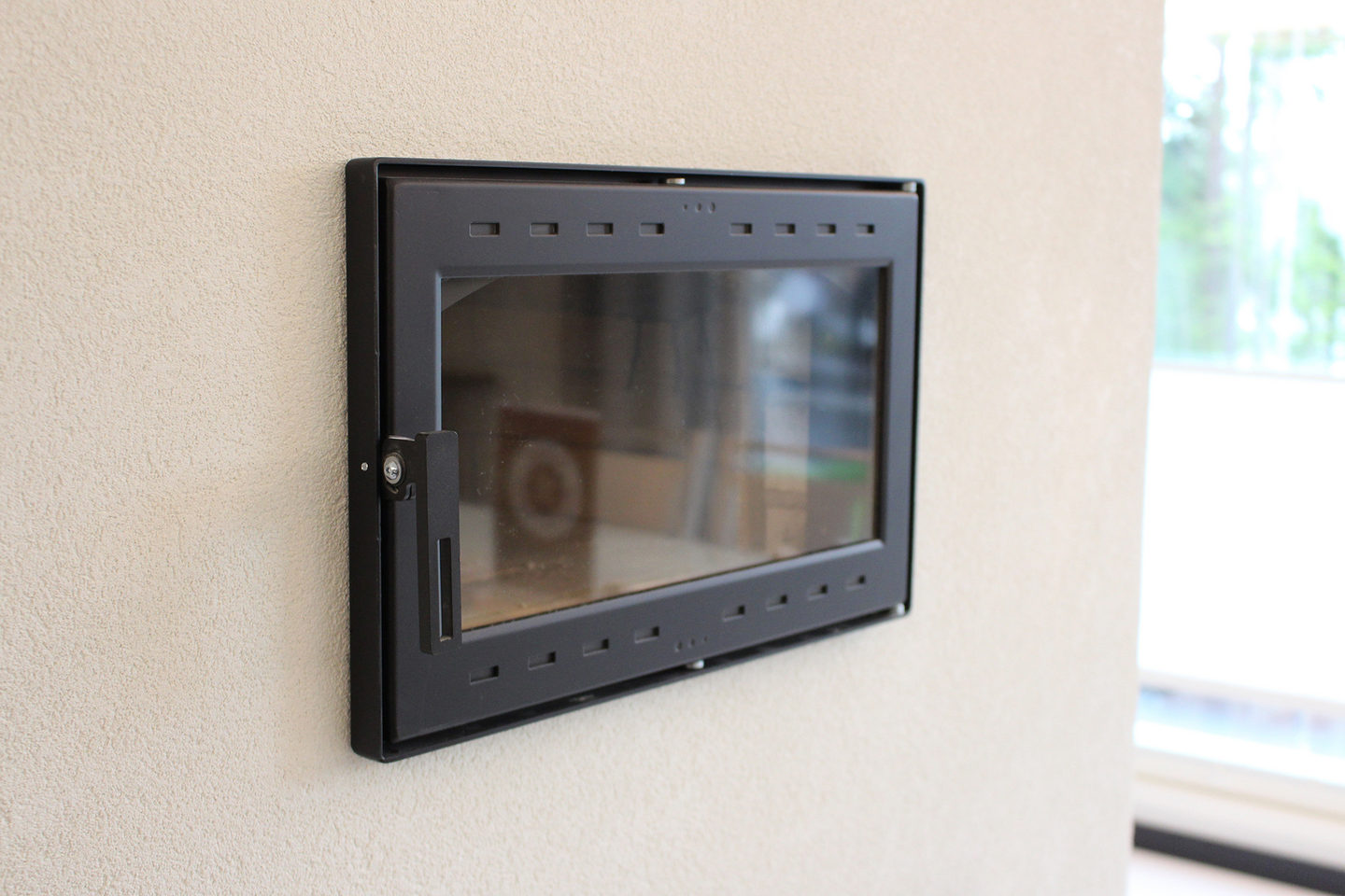 Leivinuuninluukku Pisla HTT 331 satiinimusta 410x230/180