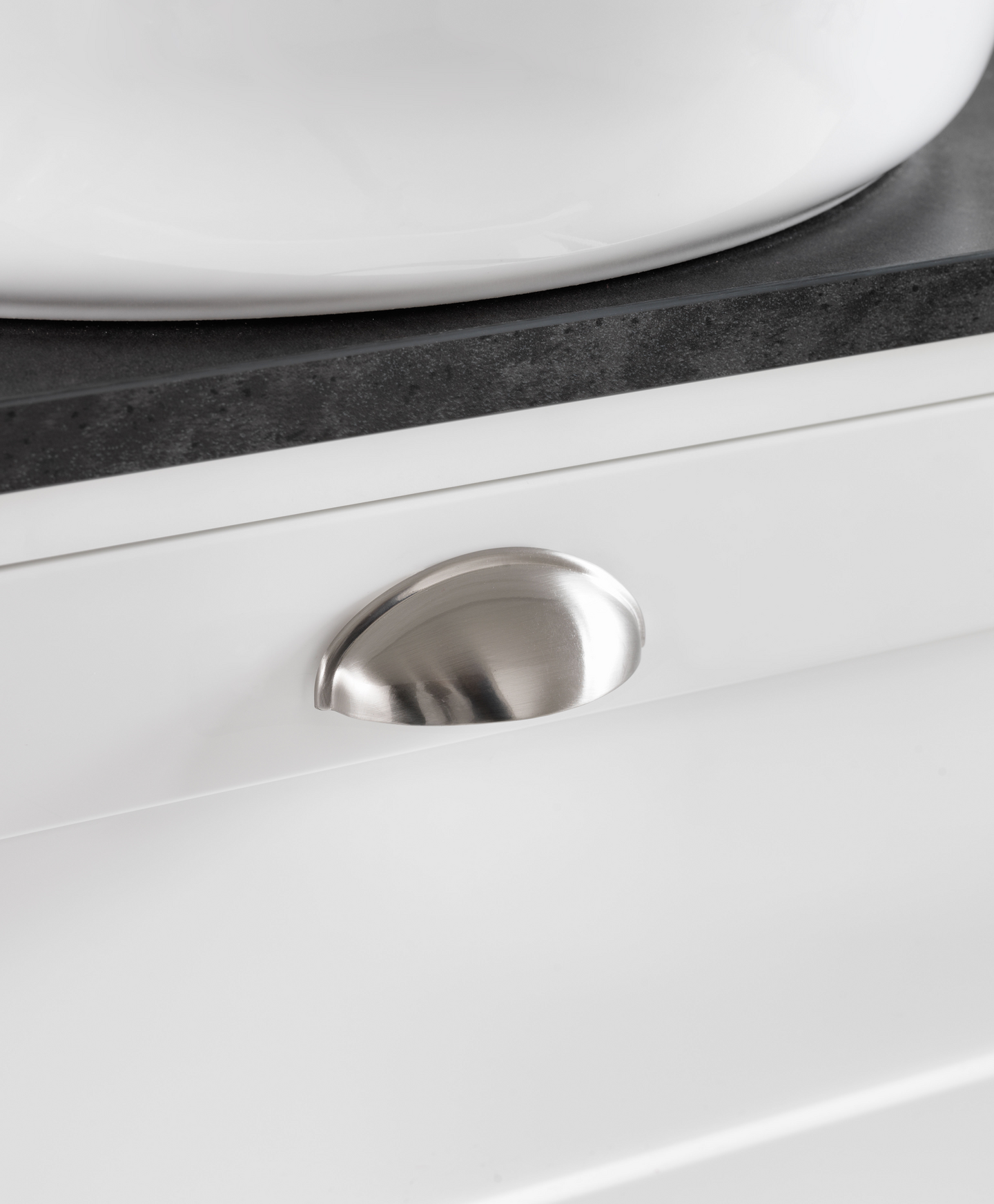 SKÅLHANDTAG HAFA EDEN KROM KOMPLETT, MED SKRUV