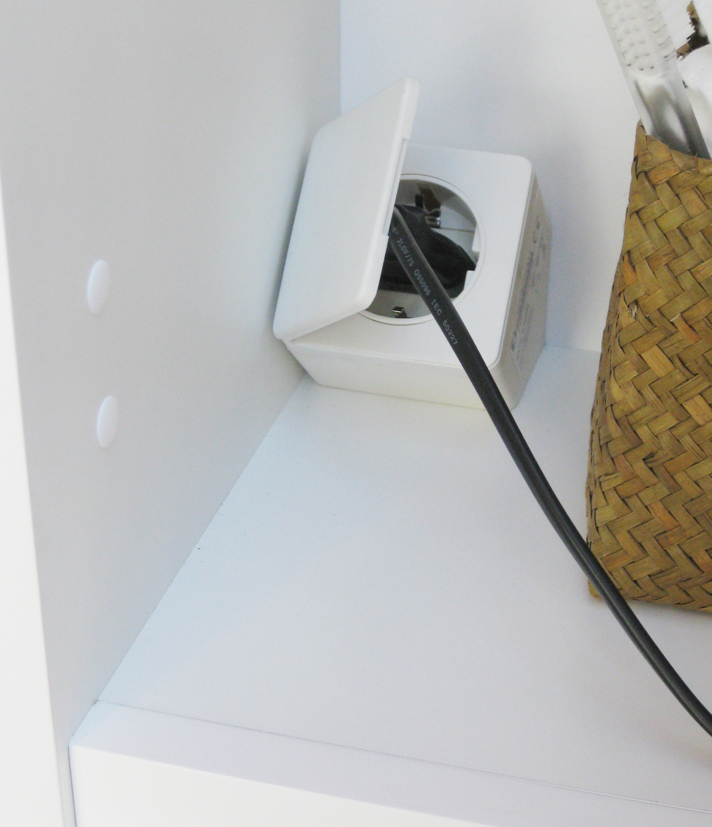 ELUTTAG WESTERBERGS FÖR SKÅP OCH HYLLA