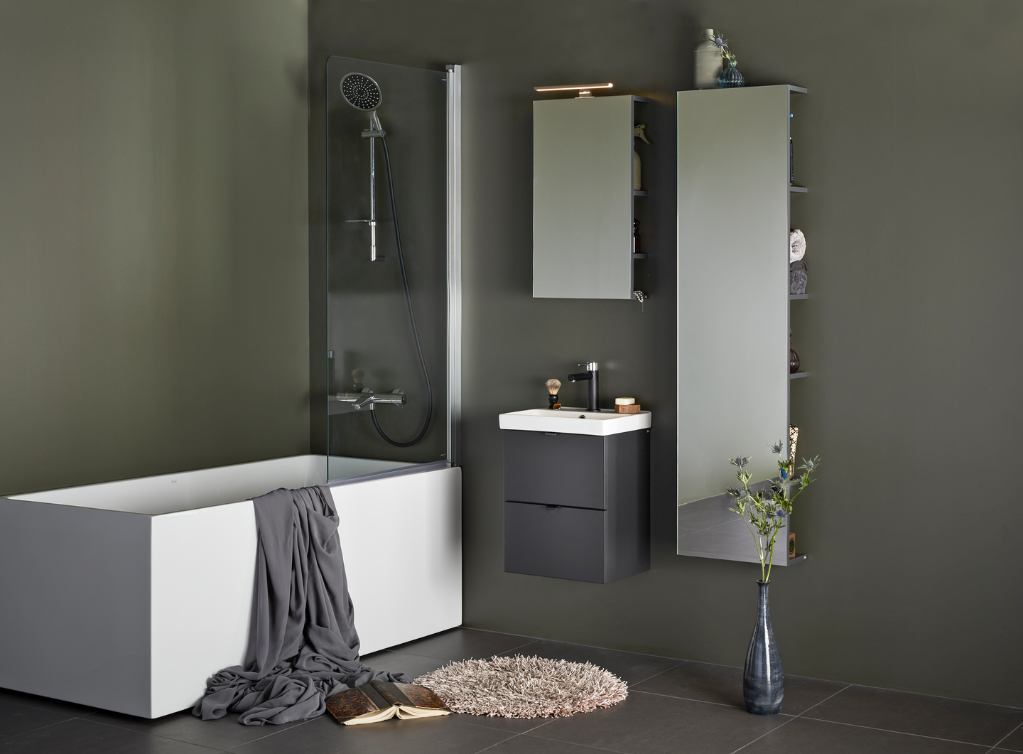 KOMMOD HAFA NEAT LÅDOR ANTRACIT 420