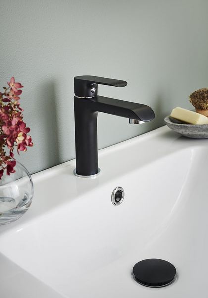 TVÄTTSTÄLLSBLANDARE NORO STUDIO LÅG SVART