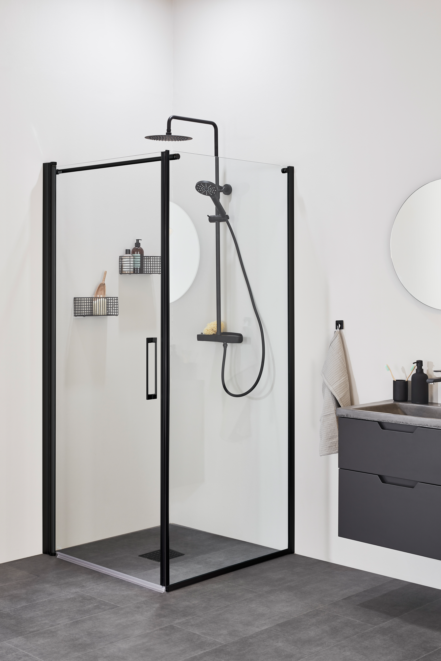 DUSCHHÖRN NORO FROST CONCEPT SVART, VÄGG 700 KLAR DÖRR 900