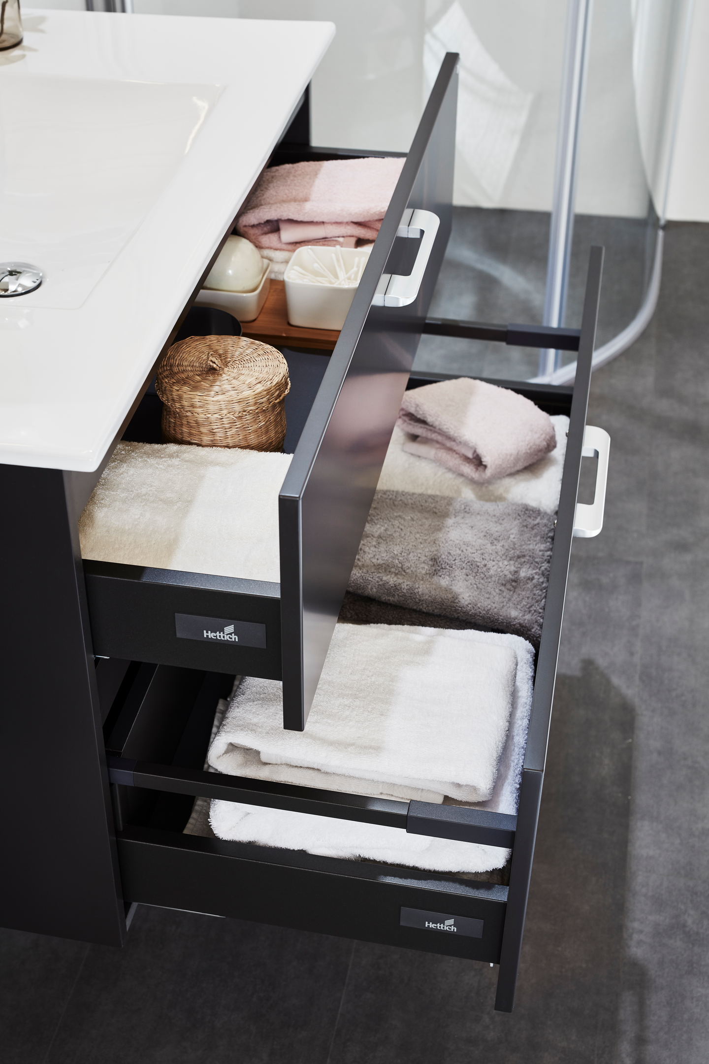 KOMMOD NORO CITY ANTRACIT 900