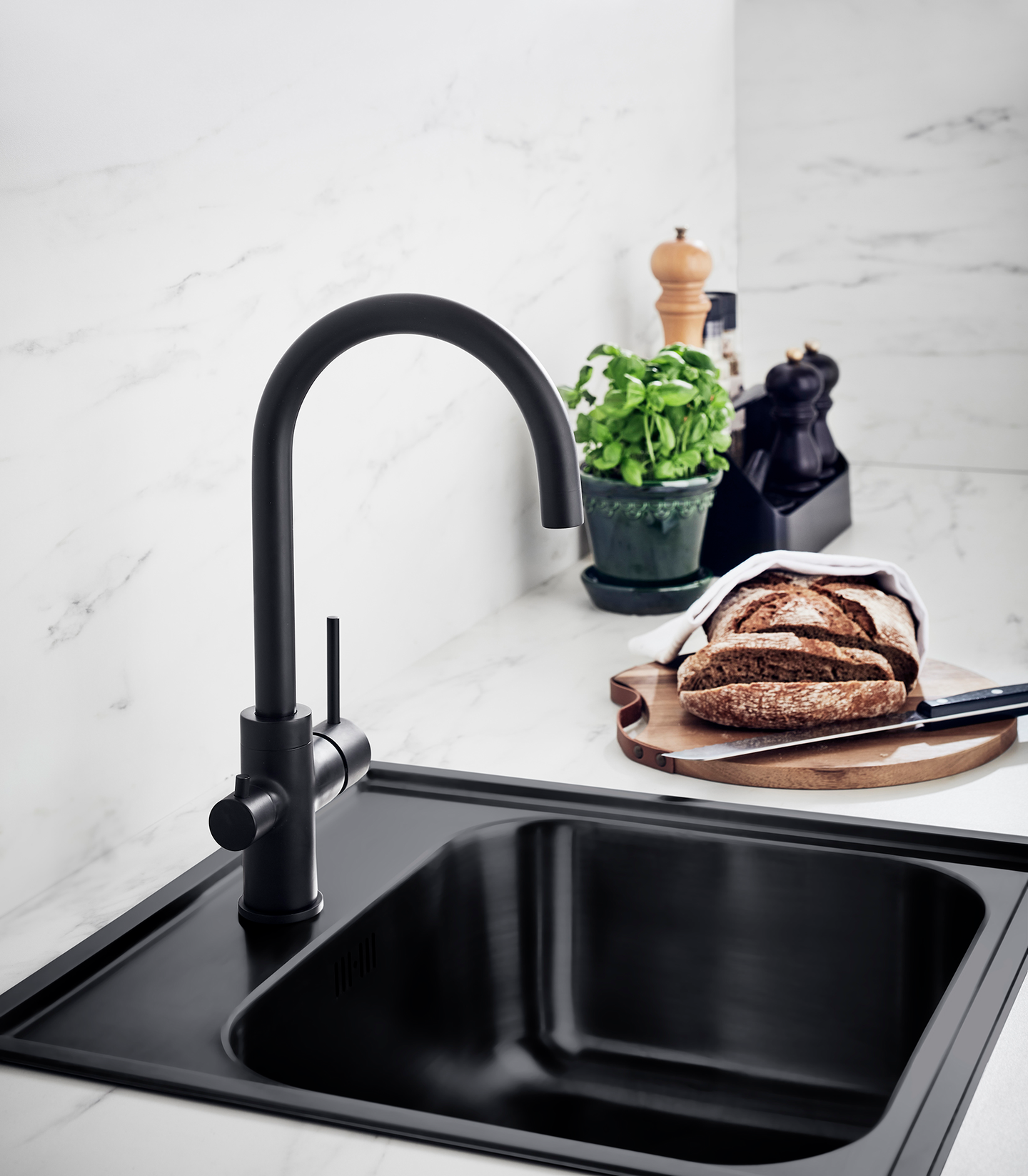 KÖKSBLANDARE HAFA BOW SVART M, DISKMASKINSAVST