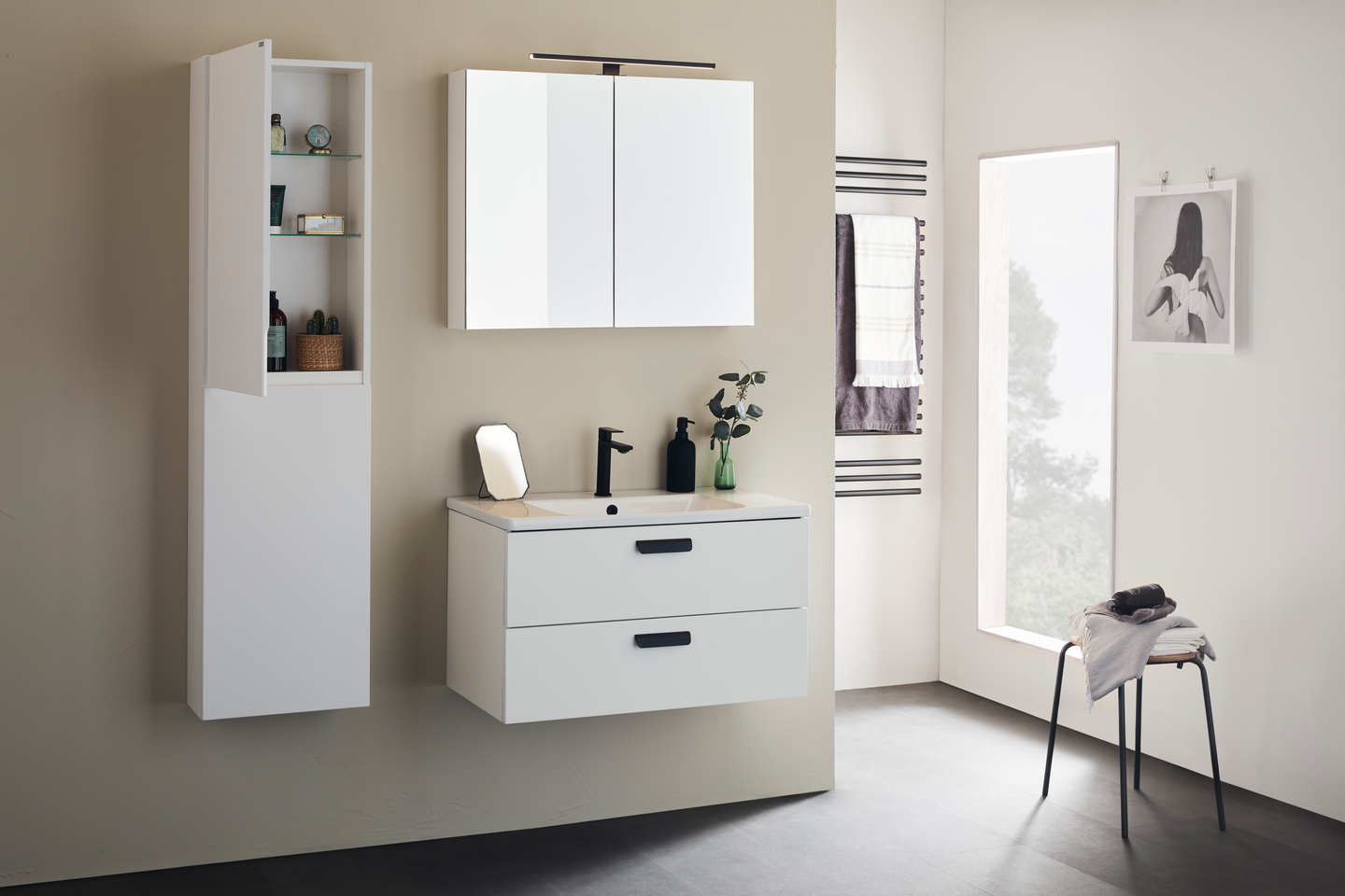 KOMMOD NORO NEO VIT 800