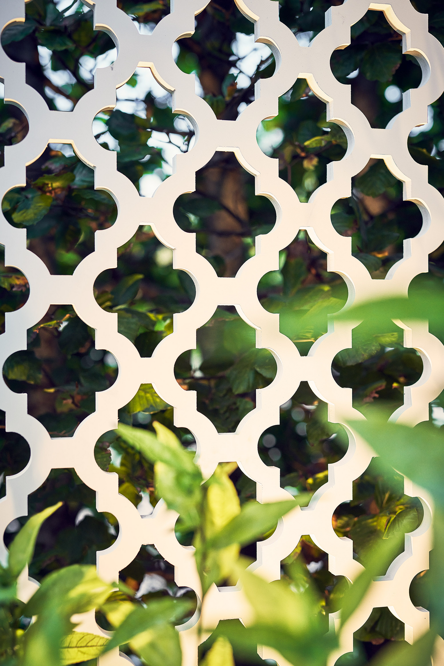 DESIGNSKÄRM LEVANTINE VIT 790X1590X18MM