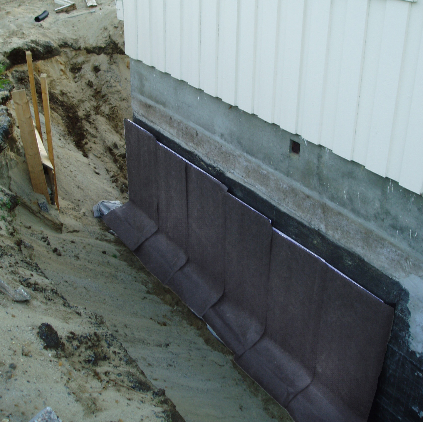 KÄLLARVÄGGSKIVA JACKOFOAM 585X118X50 DUK, JF300 5,54M²/PKT MED FIBERDUK