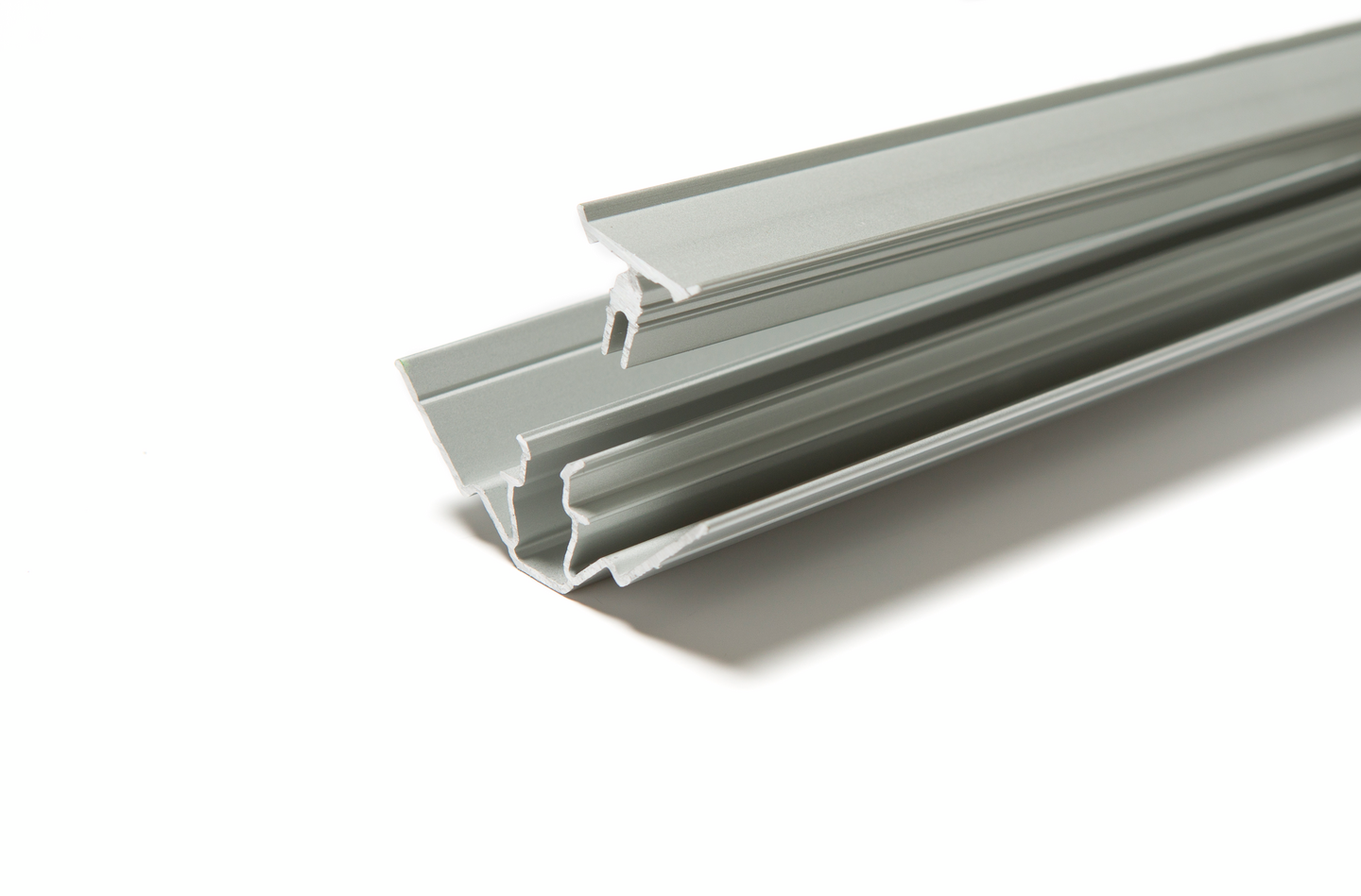 Sisäkulmalista Fibo 2-osainen 90 astetta 2400mm alumiini