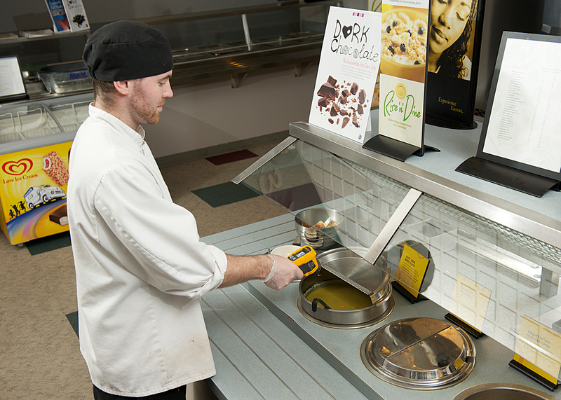 Infrapunalämpömittari Fluke 62 MAX +