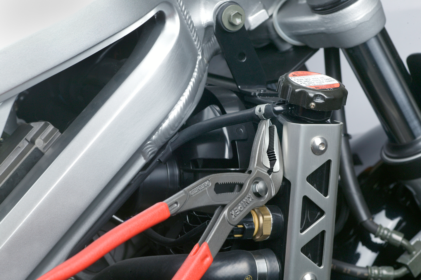 Siirtoleukapihti Knipex Cobra Slim 250mm SB