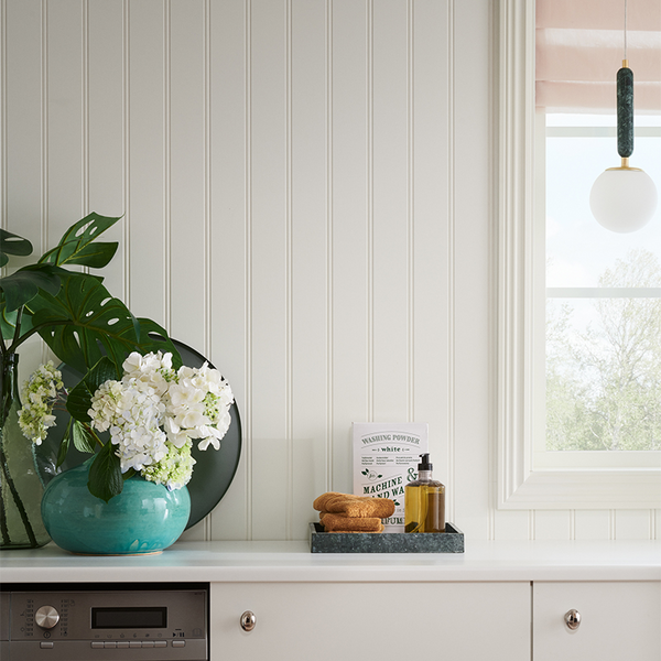 PÄRLSPONT MDF 6X2435X620 VIT VÄGGPANEL REGINA DEKOR 3,02M2