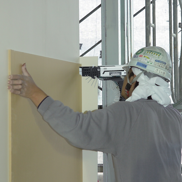 SKRUVAUTOMAT MAKITA 6844 45-75MM