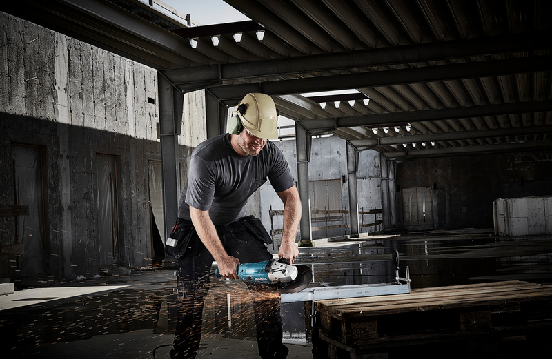 VINKELSLIP GA9020SF 230MM 2200W MAKITA