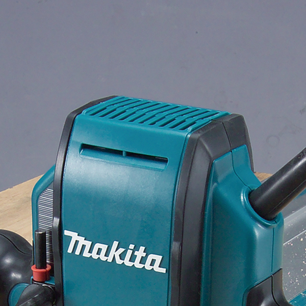 HANDÖVERFRÄS  MAKITA RP0900J 900W 27000RPM 6/8MM