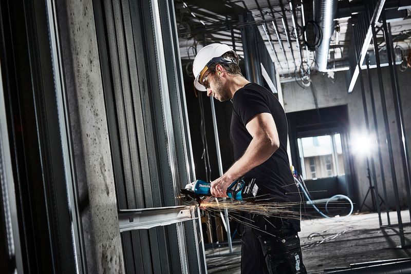 VINKELSLIP MAKITA DGA518ZU 1BL NAKEN 8V 125MM