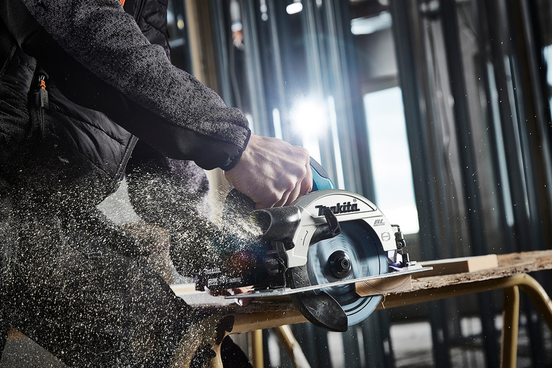 CIRKELSÅG MAKITA DHS660Z BL NAKEN 18V 165MM