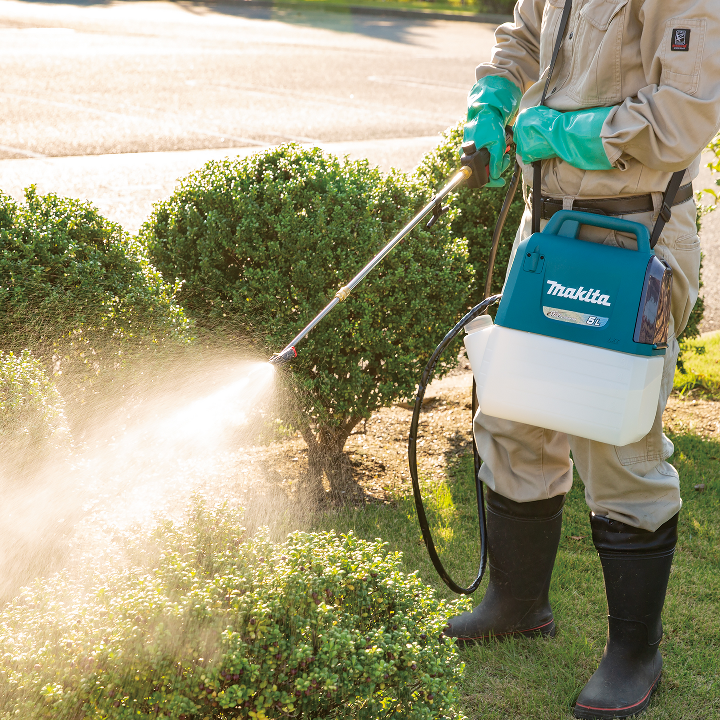 TRYCKSPRUTA MAKITA FÖR 18V NAKEN 5L