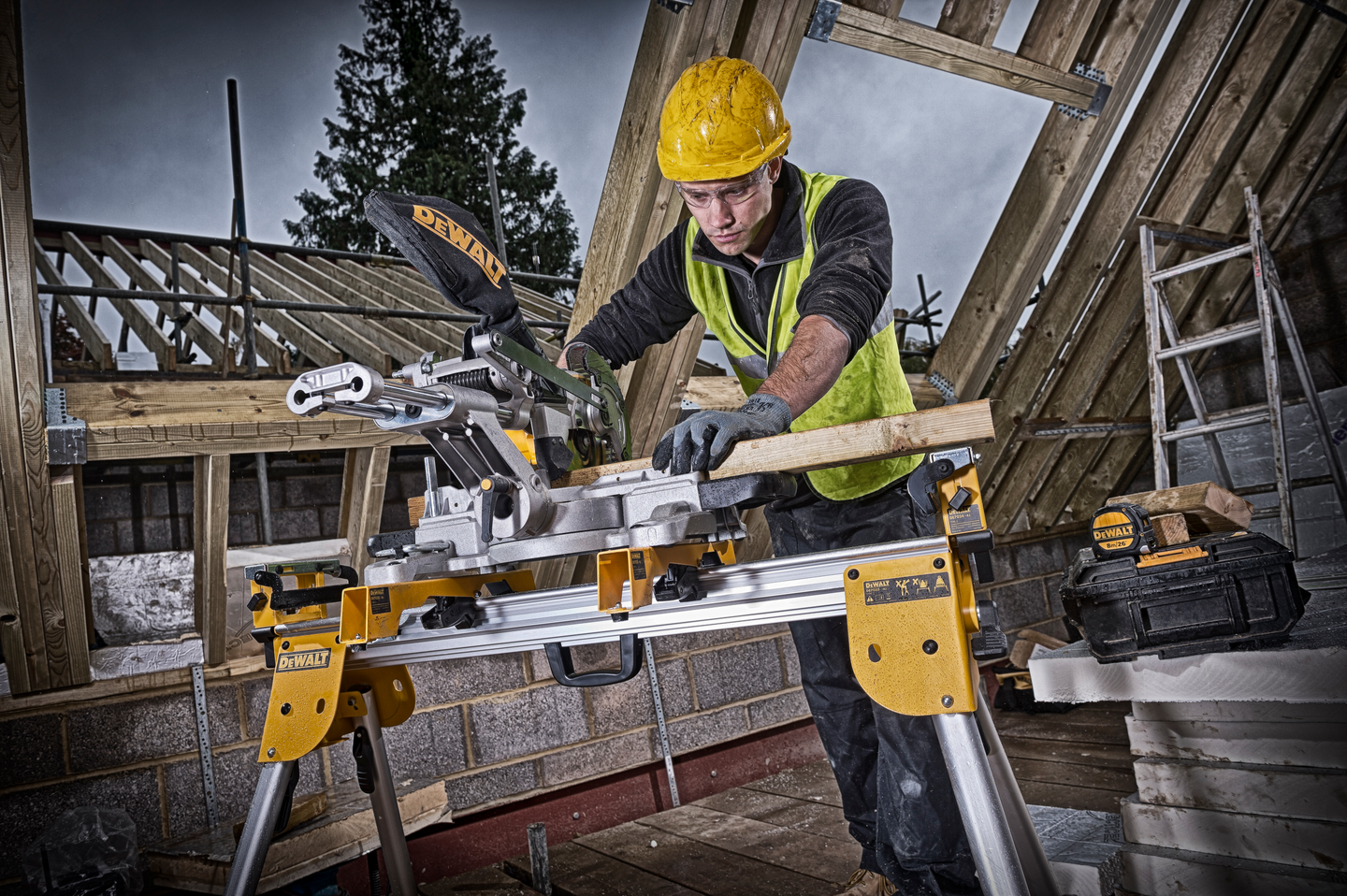 KAP&GERSÅG DEWALT DCS365N 18V 184MM, UTAN BATTERI