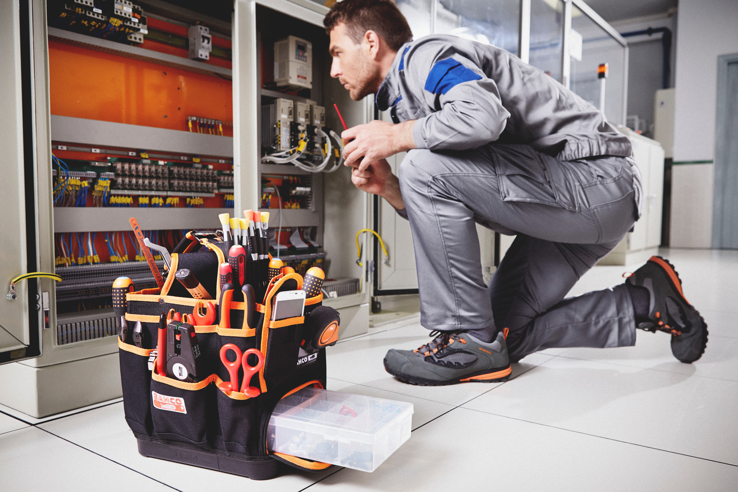 VERKTYGSVÄSKA 4750FB3-12 ELEKT