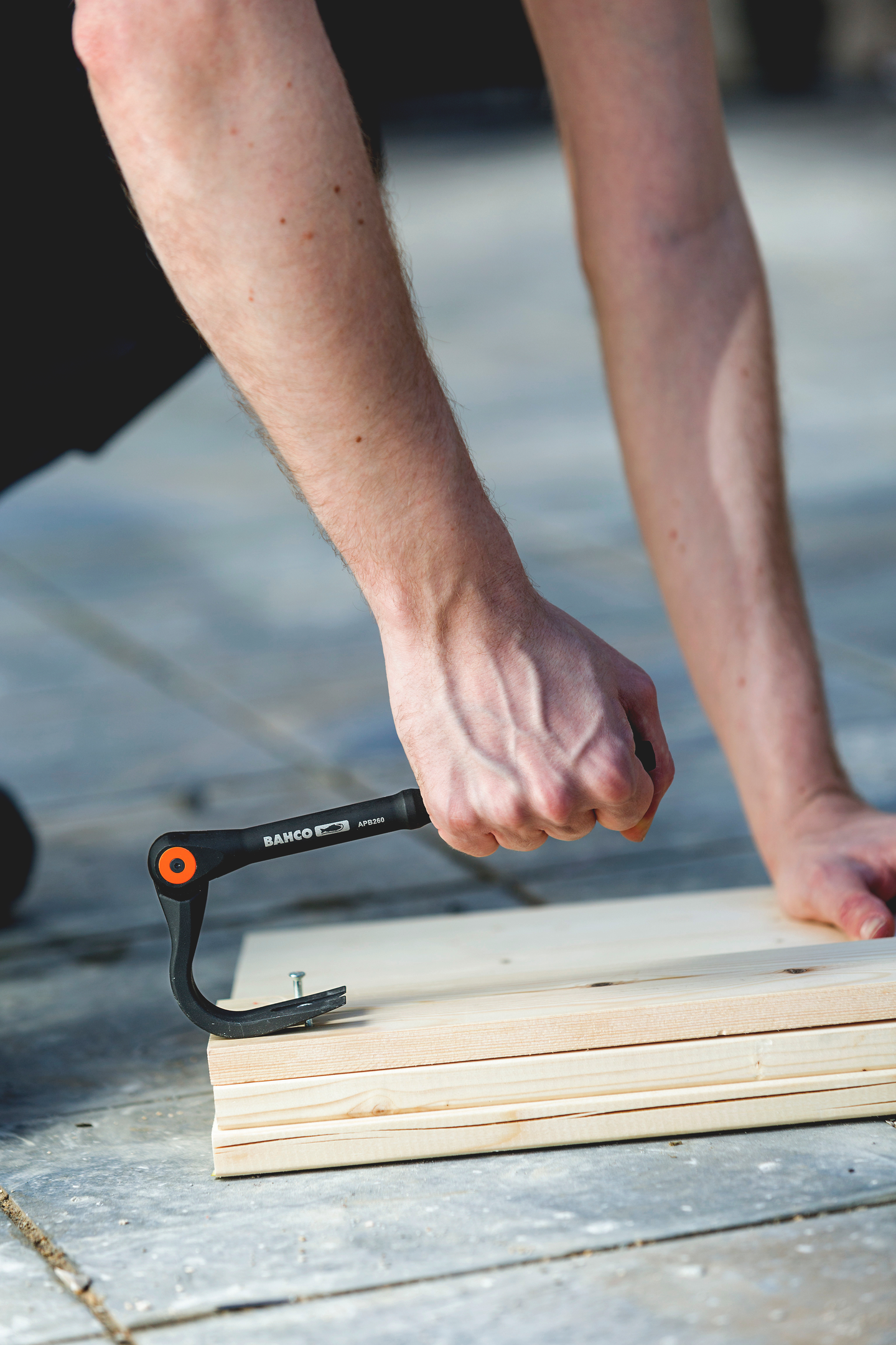 BRÄCKJÄRN STÄLLBART 260MM KOFOT APB260