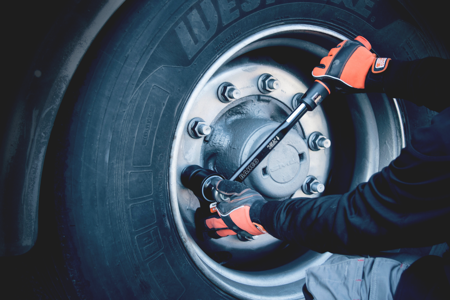 MOMENTNYCKEL 1/2" 40-200 NM 74WR-200