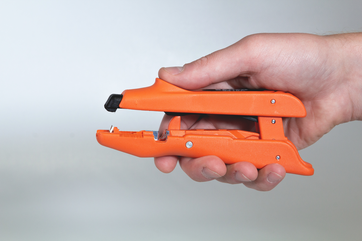 AVISOLERINGSTÅNG 3418A AUT 0,5-6MM