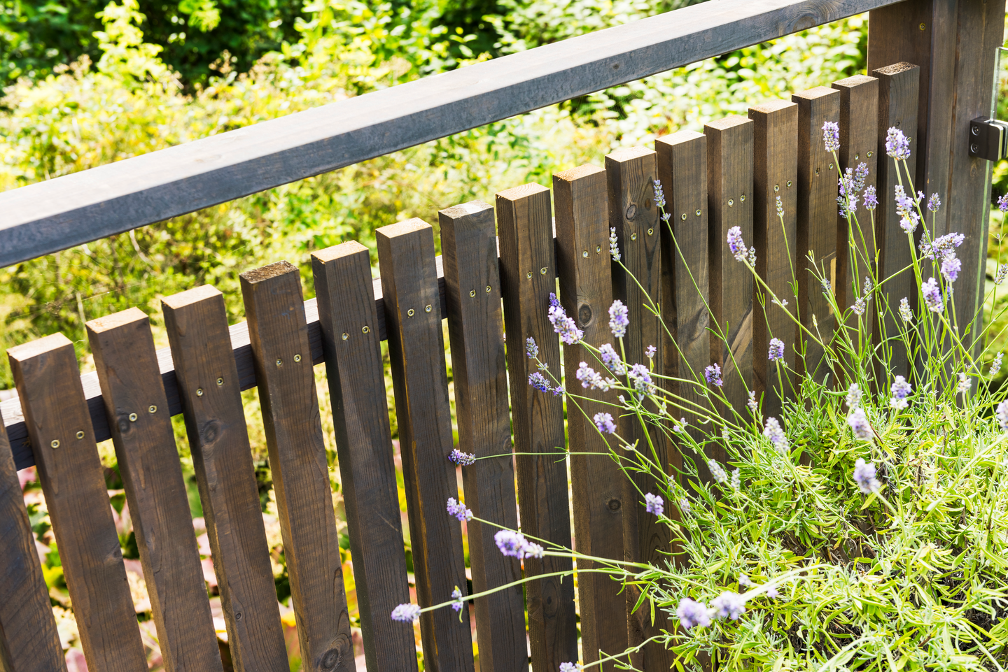 LÄKT MÖREROYAL CONCISE 28X45 GRÅ 4,2 M