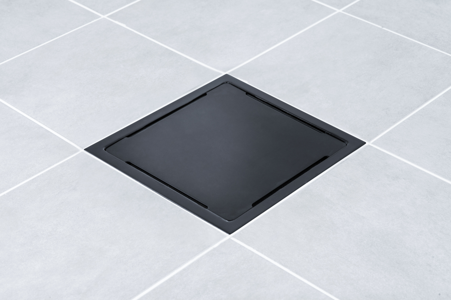 GOLVBRUNNSSIL TEBO MALMÖ LUX BLACK