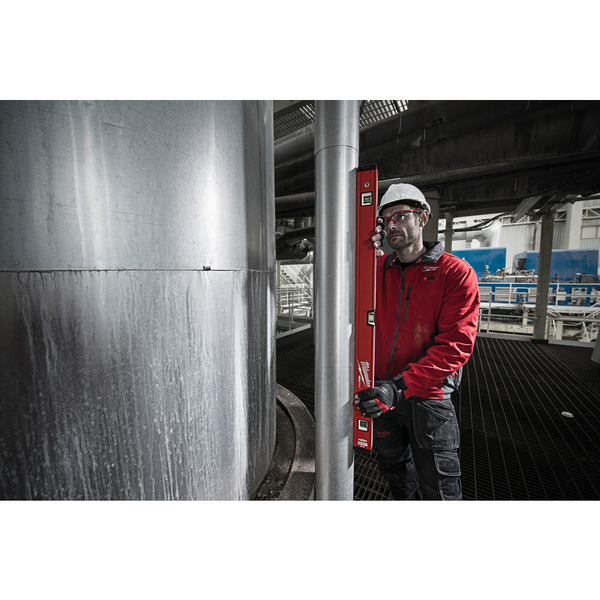 VATTENPASS MILWAUKEE BACKBONE MAG 40CM