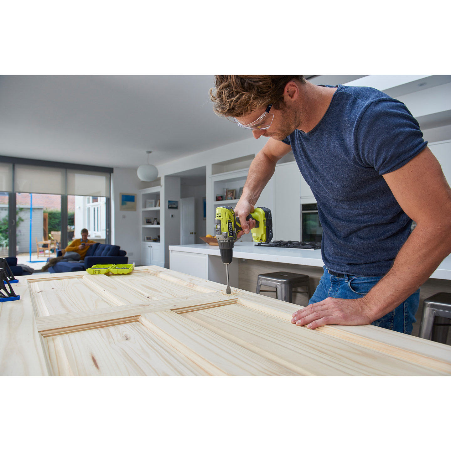 BORRSKRUVDRAGARE R18DD3-220S M. 2,0AH BATTERI LADDARE RYOBI