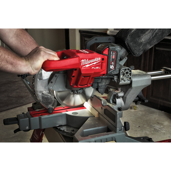 KAP-/GERSÅG M18 FMS190-0 ENDAST MASKIN