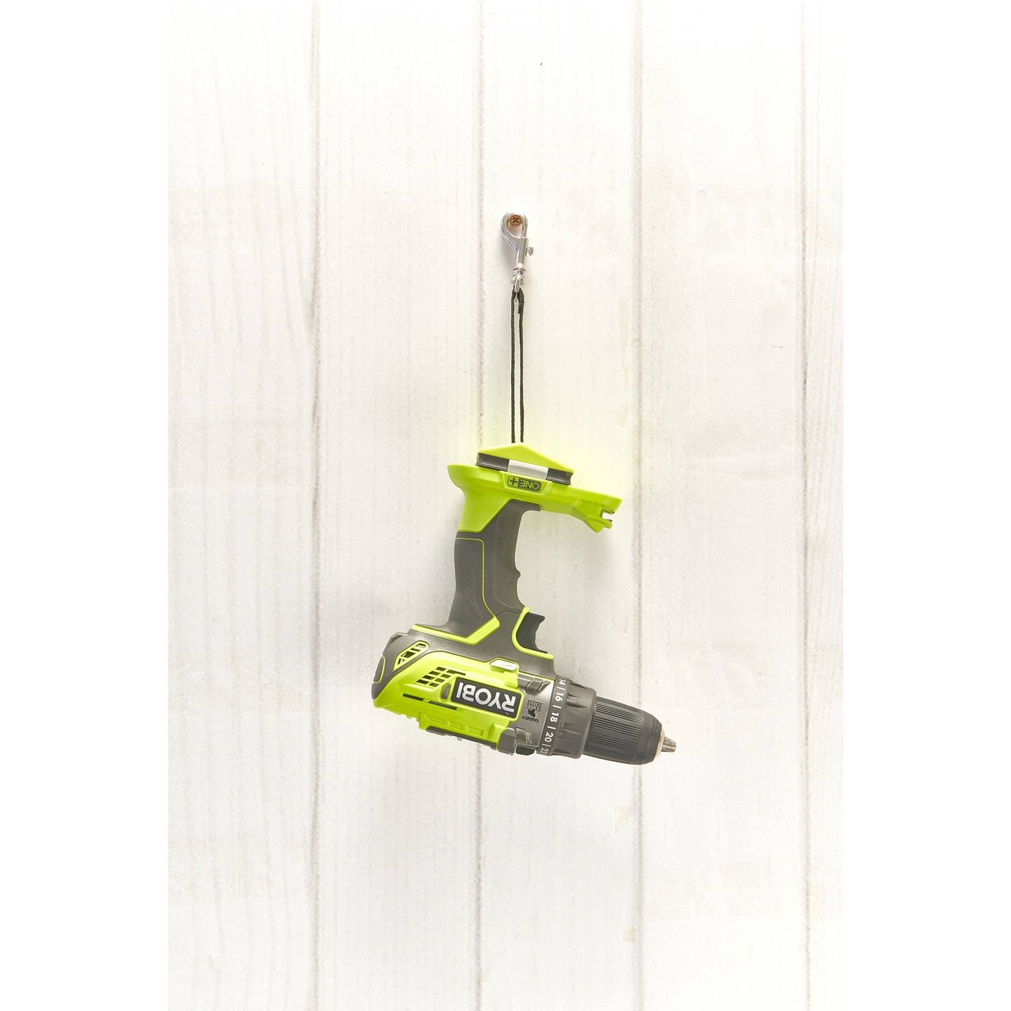 UPPHÄNGNING RYOBI VERKTYG