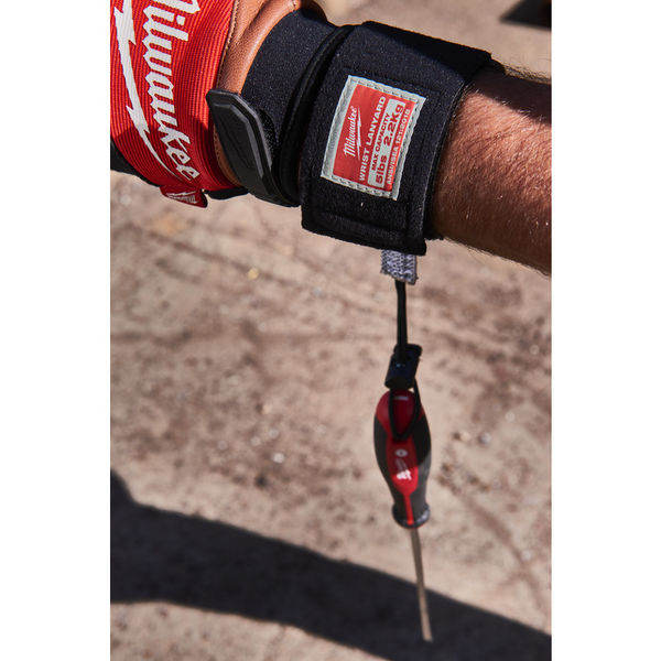 SÄKERHETSLINA MILWAUKEE HANDLED 2,2KG