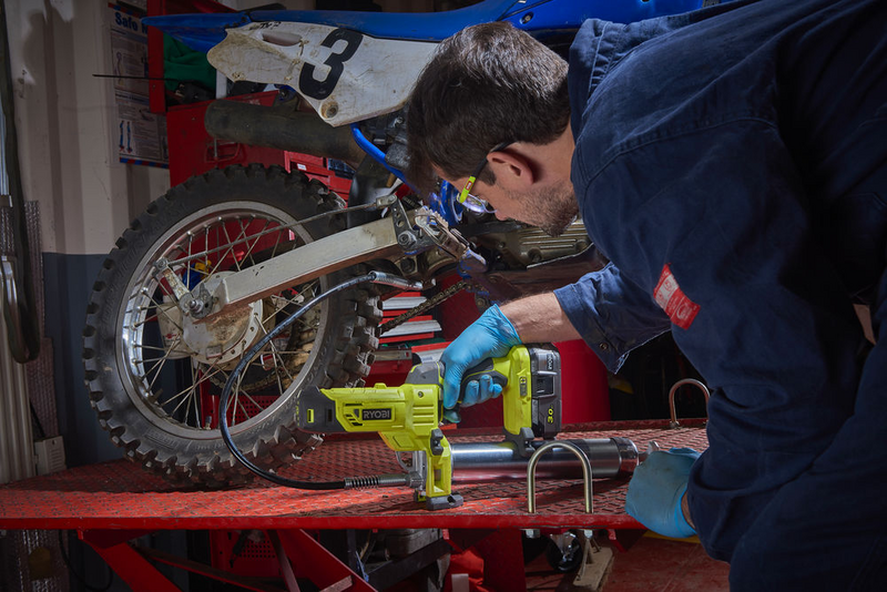 Akkurasvapuristin Ryobi R18GG-0 18V ONE+ ei akkua