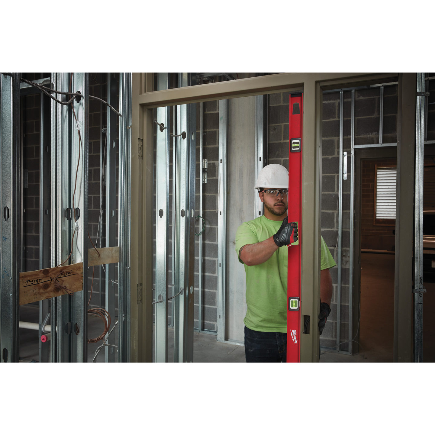 VATTENPASS MILWAUKEE I-PROFIL MAG 200CM