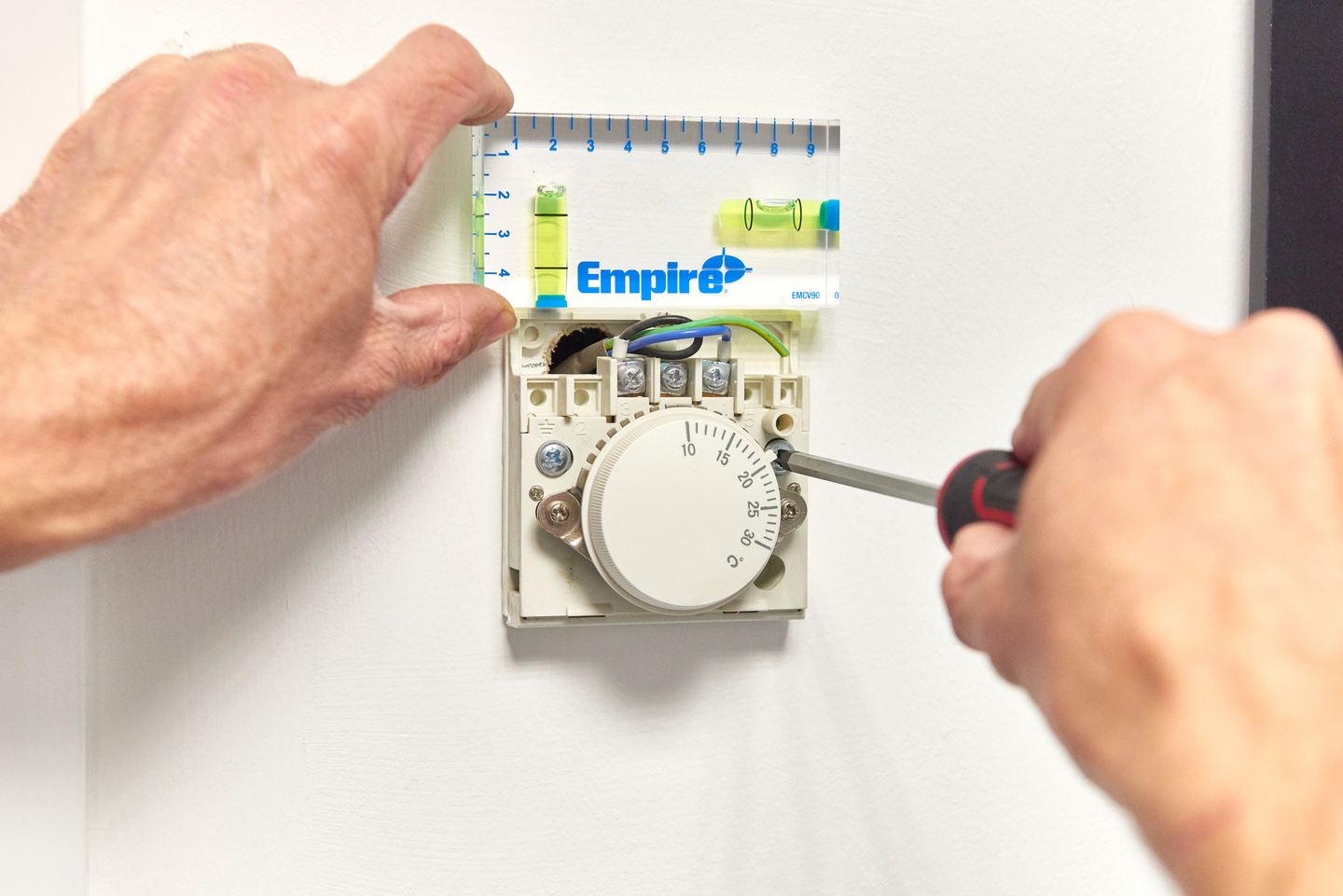 VATTENPASS EMPIRE AKRYLGLAS EMCV90