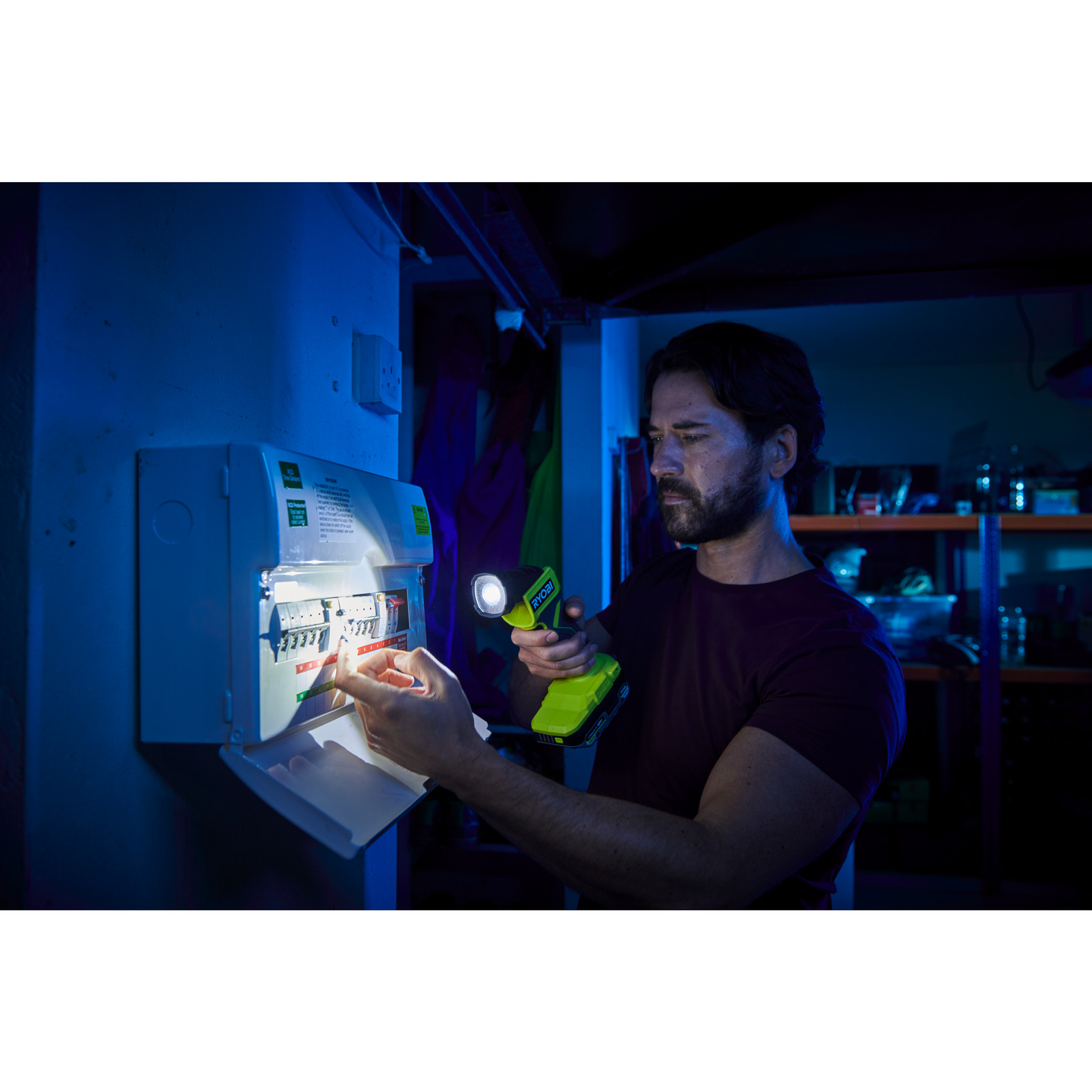 FICKLAMPA RYOBI RLF18-0