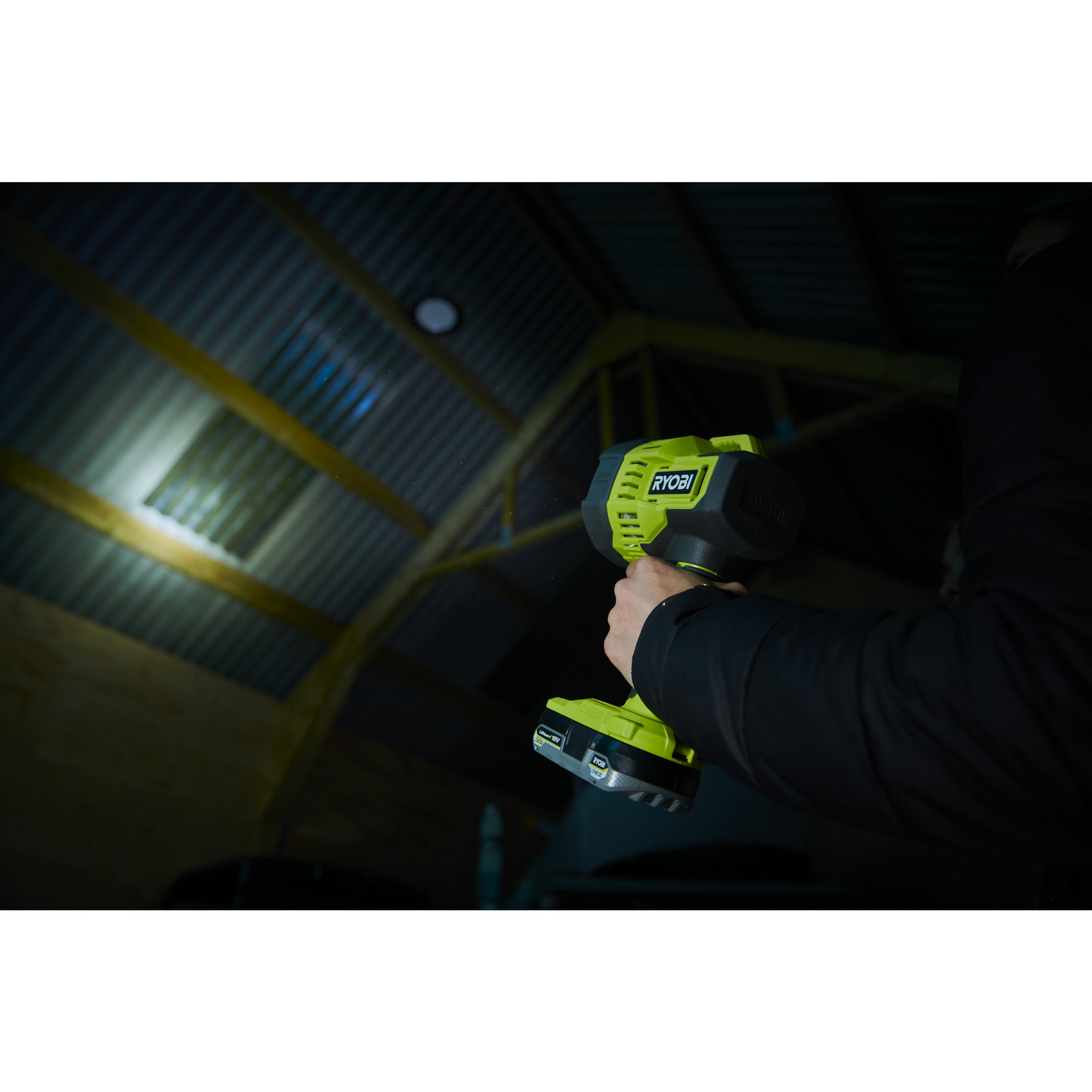 STRÅLKASTARE RLS18-0