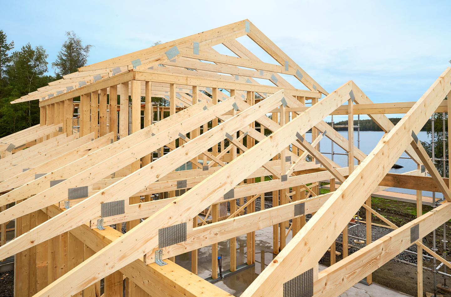 BESLAG/ANKARSKRUV V/S/B UTV TRÄ 4,8X32 300ST