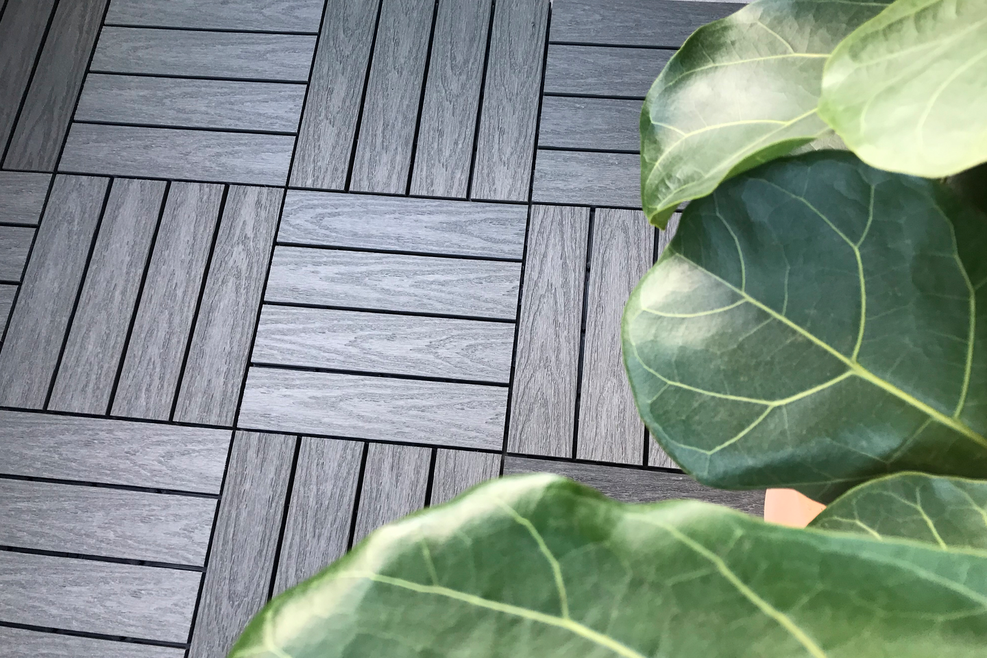 GOLVPLATTA WOODLON TRÄKOMPOSIT LIGHT GREY 300X300X22,2MM