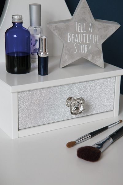 Kontaktimuovi DC-Fix 341-8011 0,675x2m hopea/glitter