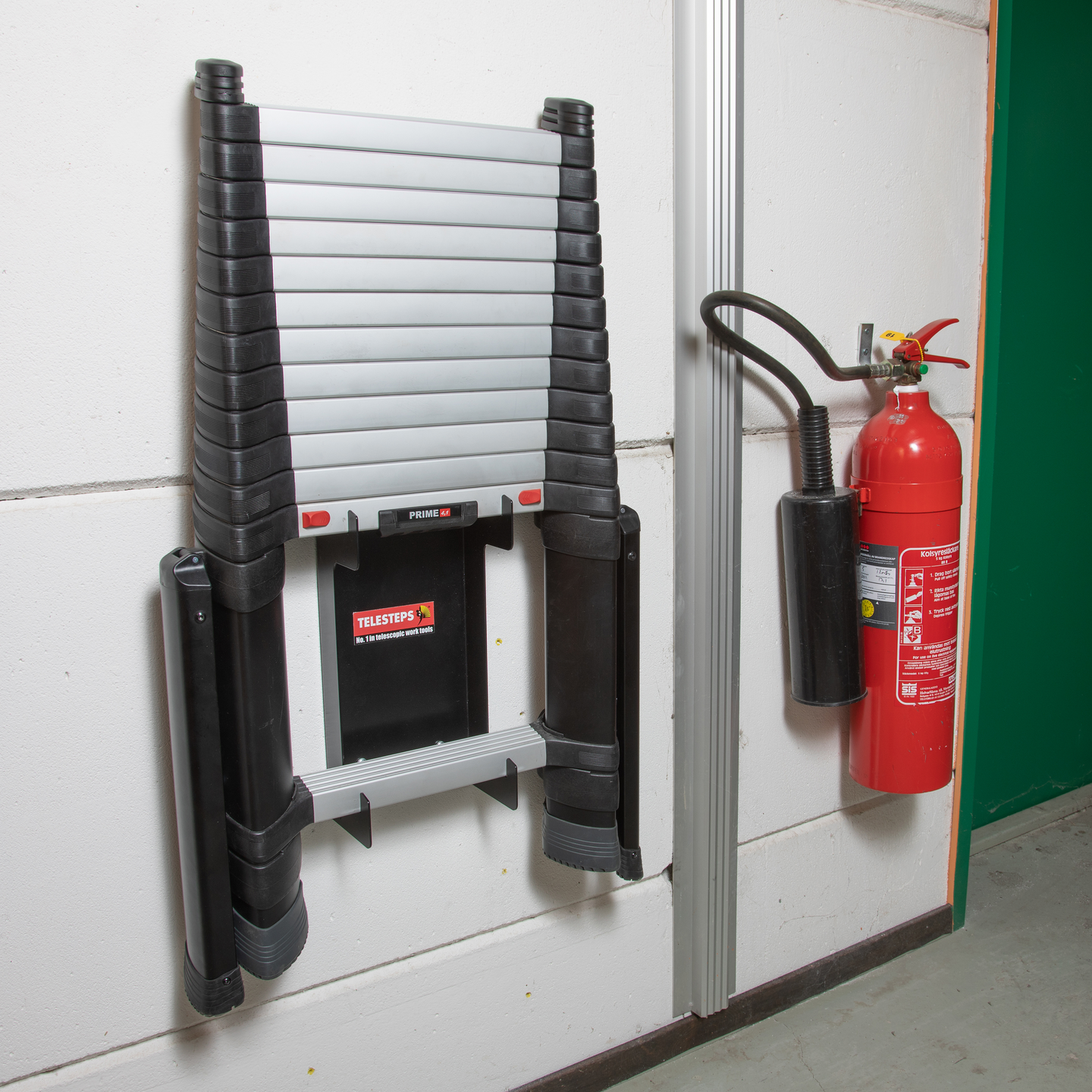 VÄGGFÄSTE TELESTEPS PRIME