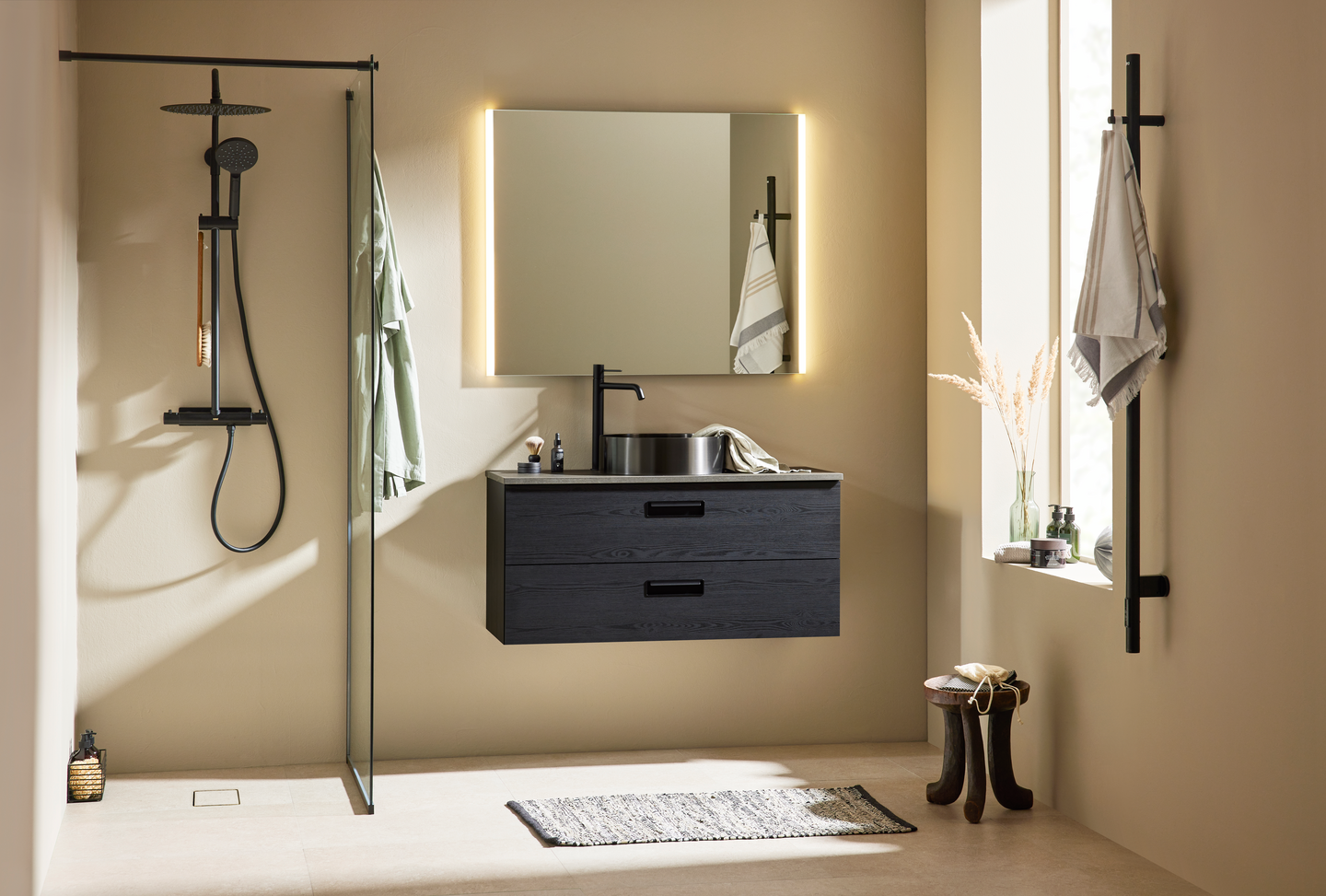 TVÄTTSTÄLLSSKÅP NORO RELOUNGE SVART, TRÄSTRUKTUR 1000 M BÄNKSKIVA