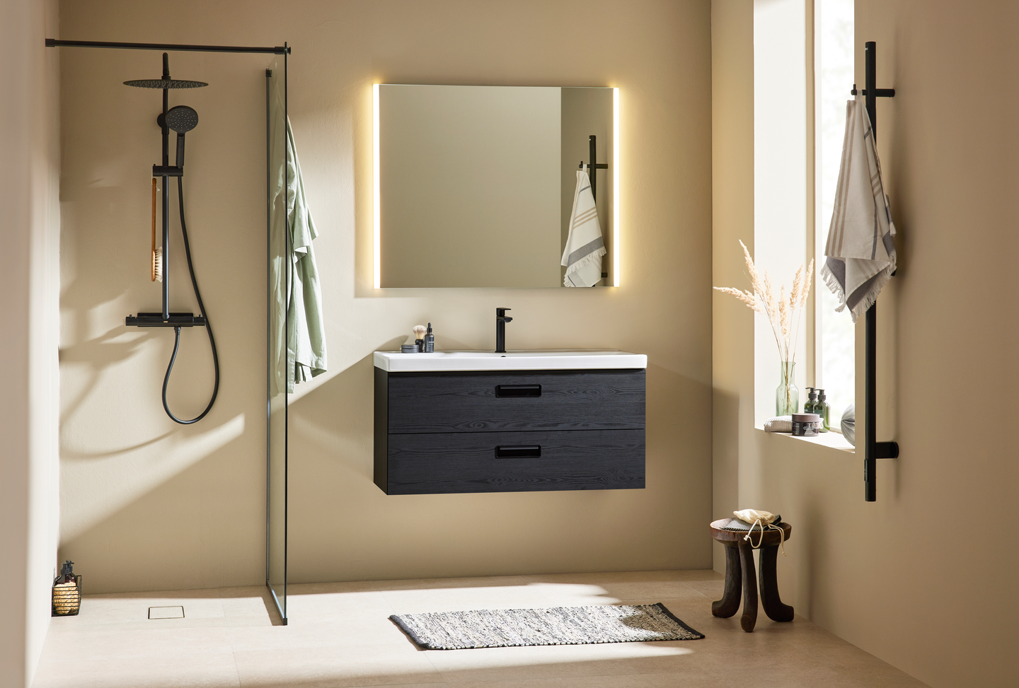 TVÄTTSTÄLLSSKÅP NORO RELOUNGE SVART, TRÄSTRUKTUR 1000 M TVÄTTSTÄLL